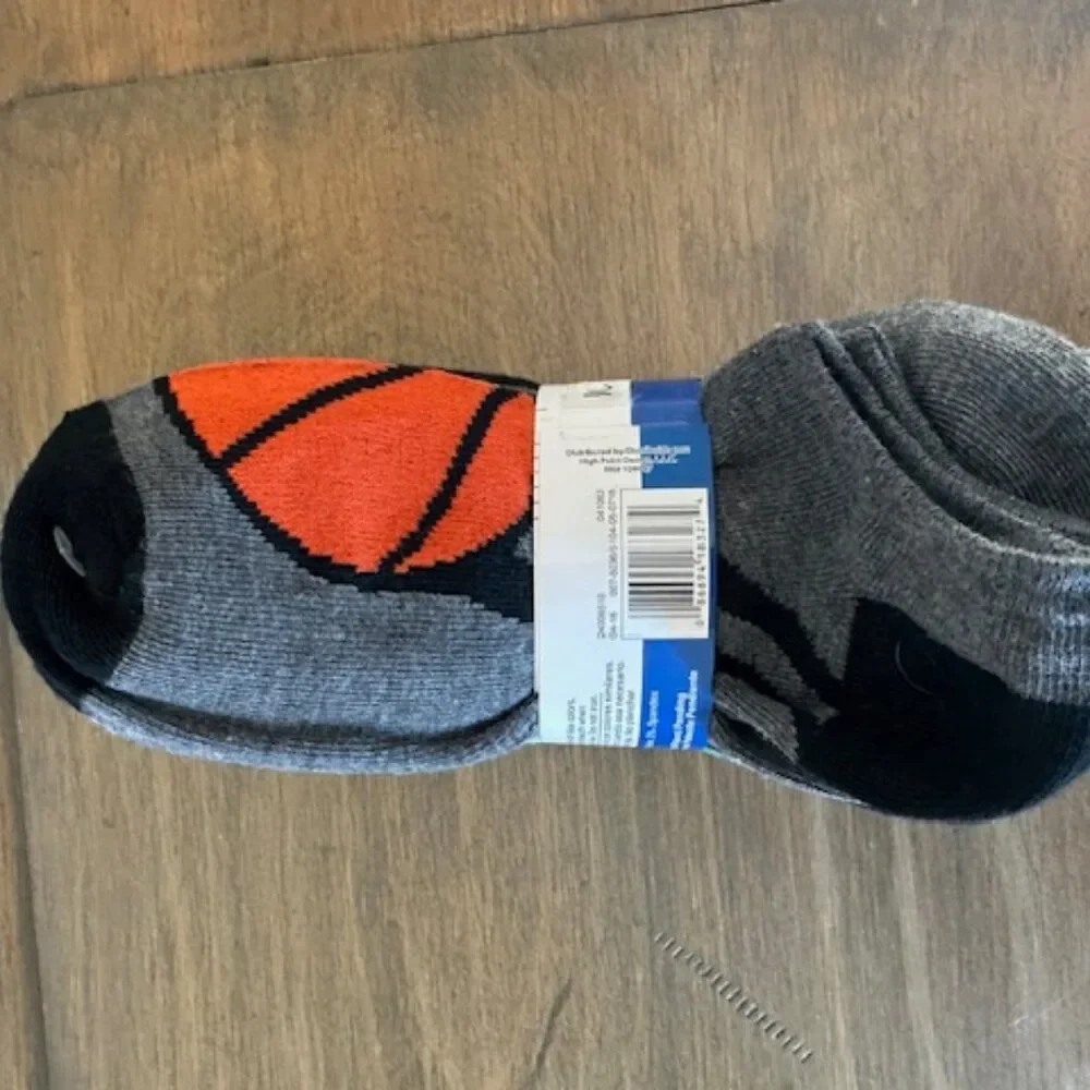 10 Pairs Multi Sport, Color & Theme No Show Socks 8491